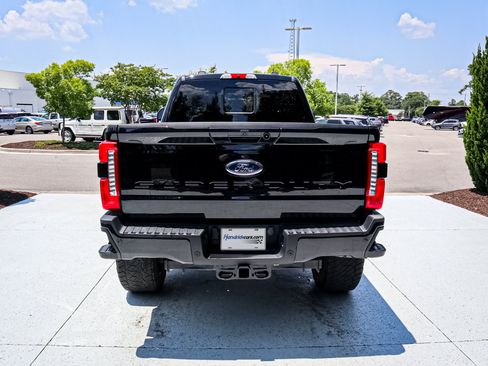 Used 2023 Ford F250 Lariat w/ Lariat Ultimate Package AWD/4WD image 10