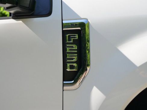 Used 2020 Ford F250 XL w/ Power Equipment Group AWD/4WD image 41