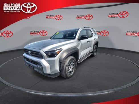 Certified 2025 Toyota 4Runner SR5 AWD/4WD image 4