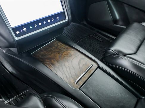 Used 2018 Tesla Model X 100D image 35