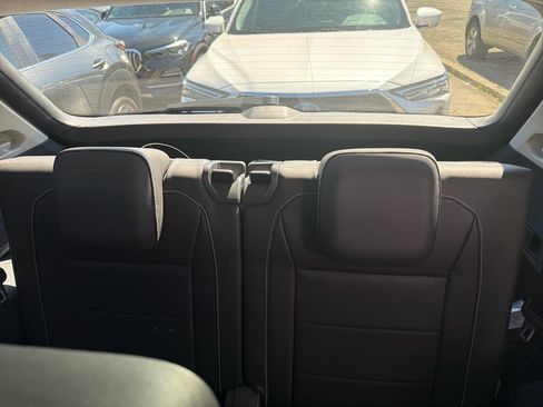 Used 2021 Volkswagen Tiguan SE w/ 3rd Row Seat Package AWD/4WD image 20