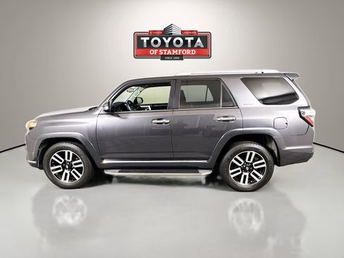 Certified 2018 Toyota 4Runner Limited image 4