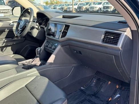 Used 2019 Volkswagen Atlas SE w/ Towing Package AWD/4WD image 16