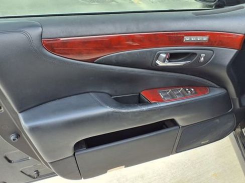 Used 2009 Lexus LS 460 L RWD image 14