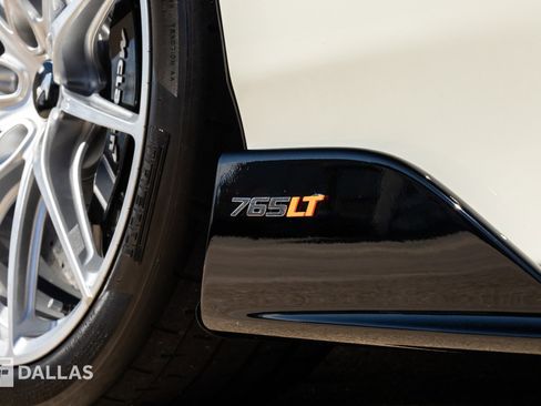 Used 2021 McLaren 765LT image 12