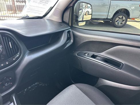 Used 2017 RAM ProMaster City Tradesman SLT w/ Rear Back-up Camera Group image 17