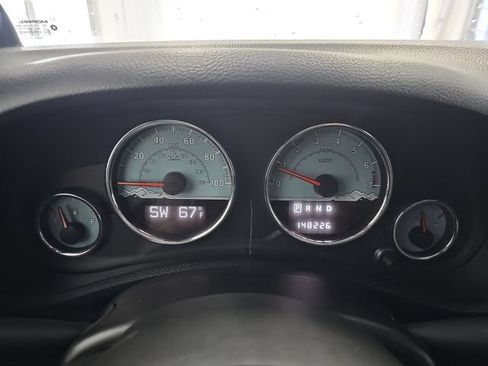 Used 2014 Jeep Wrangler Unlimited Sahara AWD/4WD image 15