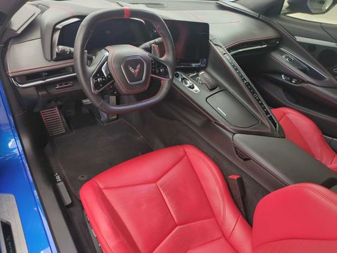 Used 2024 Chevrolet Corvette Stingray Premium Cpe w/ Z51 Performance Package image 2