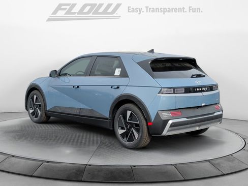 New 2026 Hyundai Ioniq 5 SEL image 5