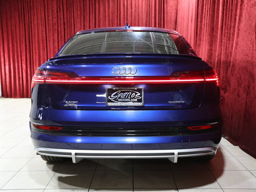 Used 2021 Audi e-tron Premium Plus w/ Premium Plus Package AWD/4WD image 10