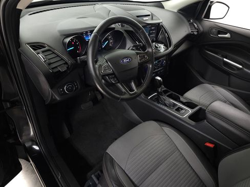 Used 2017 Ford Escape Titanium AWD/4WD image 14