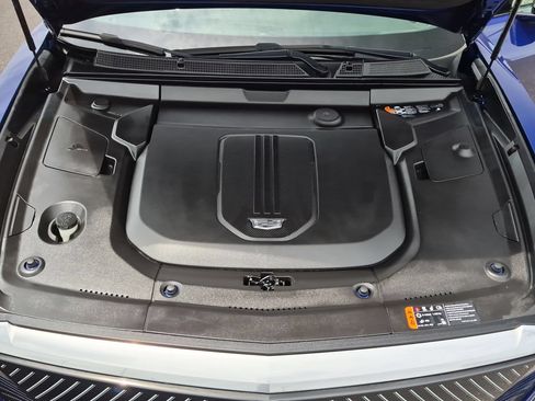 Certified 2024 Cadillac Lyriq Tech RWD image 29