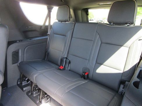 New 2025 Chevrolet Suburban Premier w/ Sun And Tow Package image 22