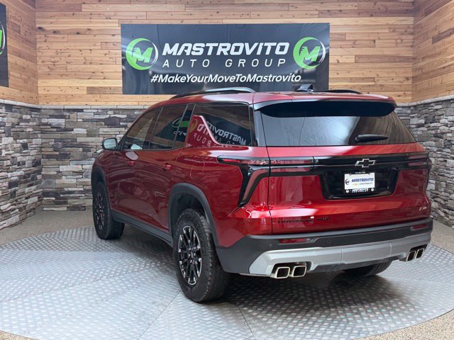 Used 2024 Chevrolet Traverse Z71 AWD/4WD image 10