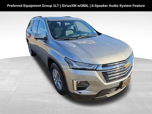 Used 2023 Chevrolet Traverse LT w/ LPO, Floor Liner Package AWD/4WD image 1