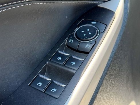 Used 2023 Ford Explorer XLT w/ Equipment Group 202A image 17