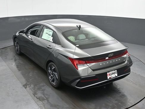 New 2026 Hyundai Elantra Limited w/ Cargo Package FWD image 44
