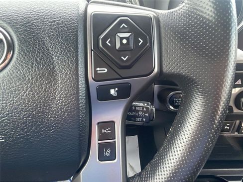 Used 2019 Toyota Tacoma Limited image 25