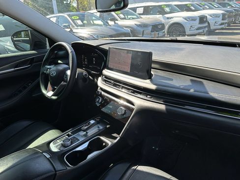 Used 2022 INFINITI QX60 Luxe w/ Cargo Package FWD image 15