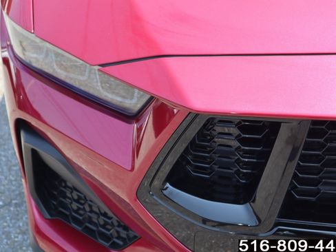 Used 2025 Ford Mustang GT Premium RWD image 12