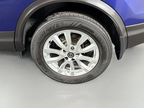 Used 2020 Nissan Rogue Sport S w/ Appearance Package FWD image 36