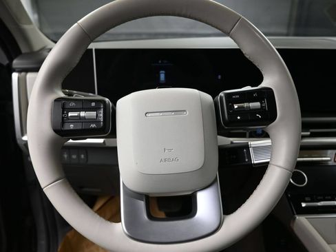 Certified 2025 Hyundai Santa Fe SEL AWD/4WD image 24