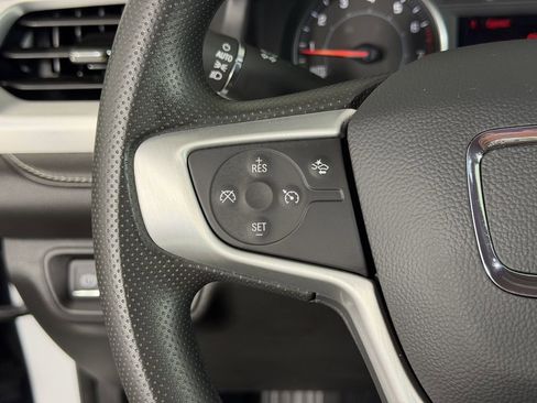 Used 2022 GMC Acadia SLE w/ Driver Convenience Package image 26