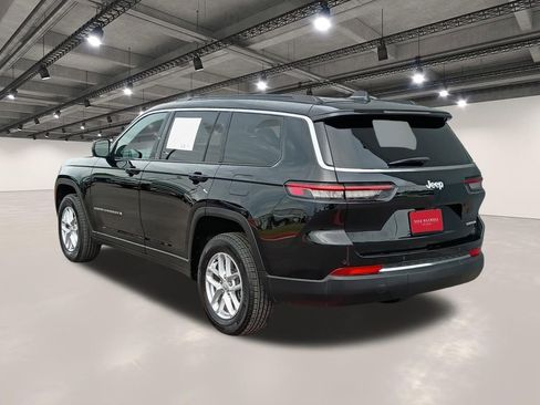 Used 2025 Jeep Grand Cherokee L Laredo RWD image 14