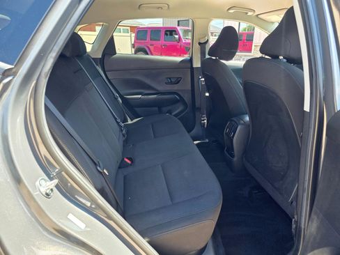 Used 2025 Hyundai Kona SEL FWD image 22