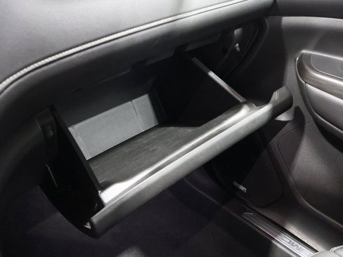 Used 2023 GMC Acadia SLT image 41