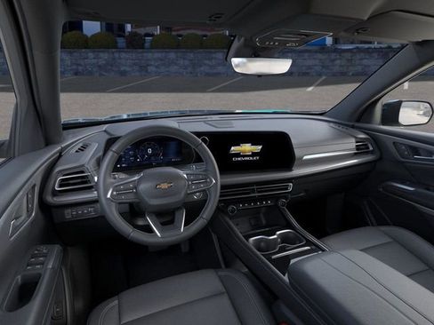 New 2026 Chevrolet Traverse LT image 15