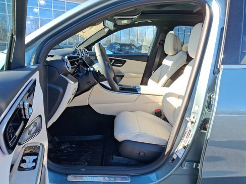 New 2026 Mercedes-Benz GLC 300 4MATIC image 12