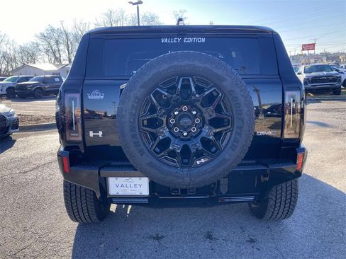 New 2026 GMC Hummer EV SUV image 5