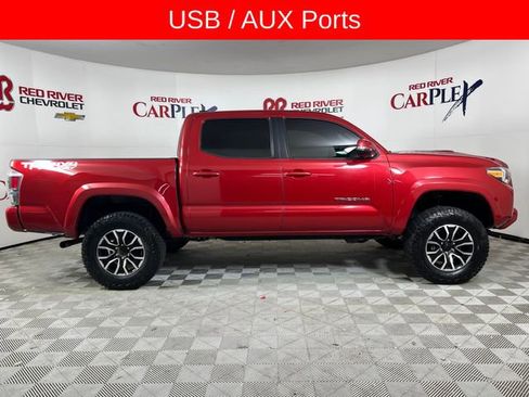 Used 2021 Toyota Tacoma TRD Sport w/ Technology Package image 10