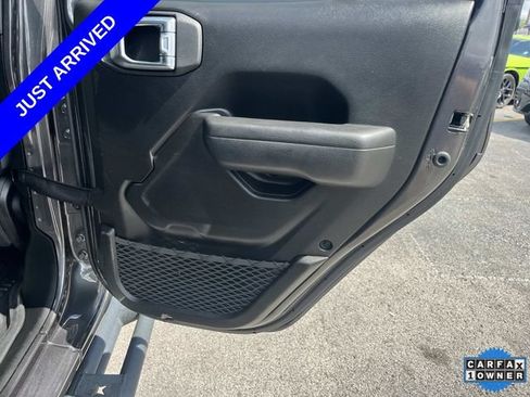 Used 2024 Jeep Gladiator Sport AWD/4WD image 20