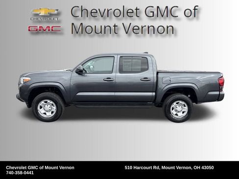Used 2022 Toyota Tacoma SR image 2