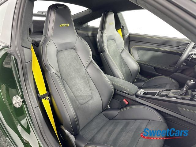 Used 2025 Porsche 911 GT3 RWD image 12