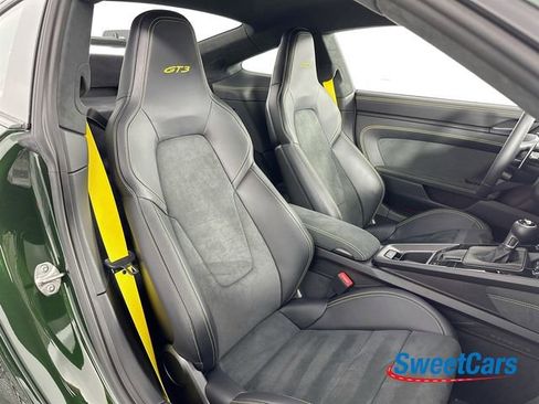 Used 2025 Porsche 911 GT3 RWD image 12