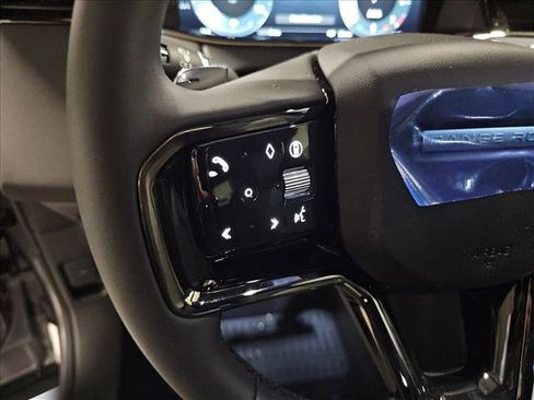 New 2026 Land Rover Range Rover Evoque S image 16