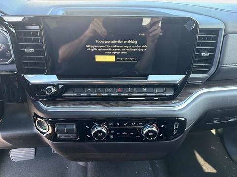 New 2026 GMC Sierra 1500 Elevation image 22