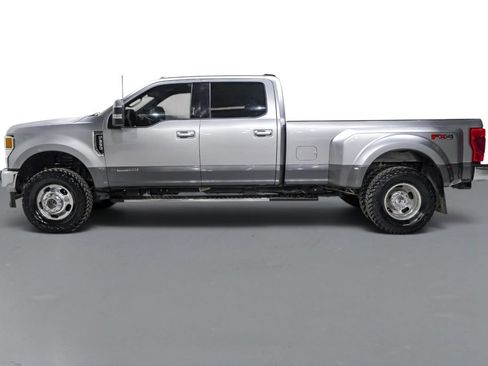 Used 2022 Ford F350 Lariat w/ Lariat Value Package AWD/4WD image 9
