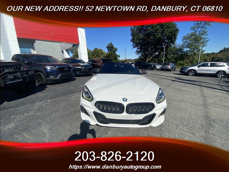 Used 2020 BMW Z4 M40i w/ Executive Package RWD image 12