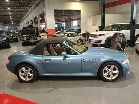 Used 2000 BMW Z3 2.5i RWD image 9
