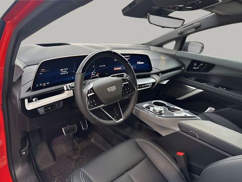 New 2026 Cadillac Optiq Sport 2 image 26