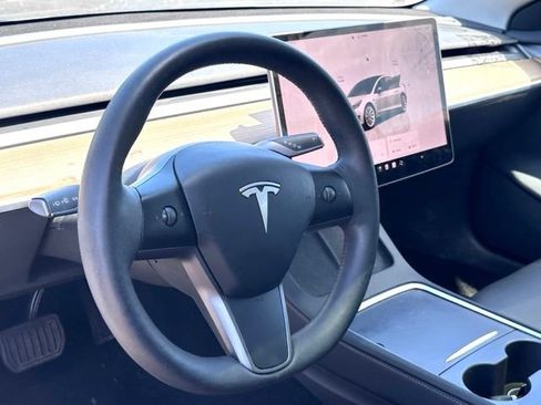 Used 2023 Tesla Model 3 Standard Range RWD image 17