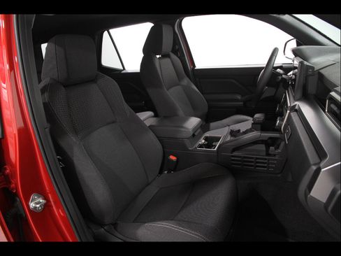 Used 2025 Toyota 4Runner SR5 image 17