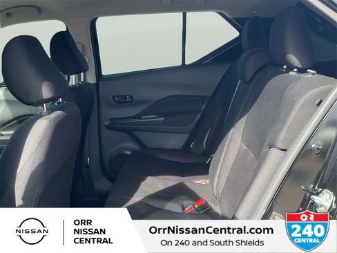 Used 2024 Nissan Kicks S image 13