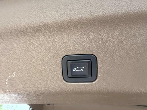 Used 2022 GMC Yukon XL Denali w/ Max Trailering Package AWD/4WD image 6