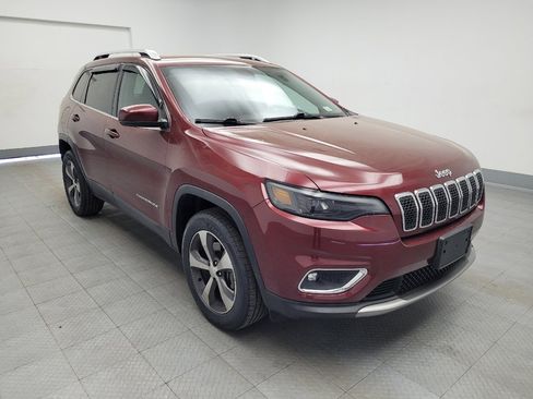 Used 2019 Jeep Cherokee Limited image 13