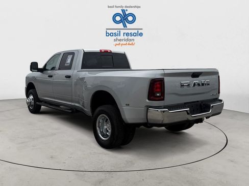Used 2026 RAM 3500 Tradesman AWD/4WD image 4